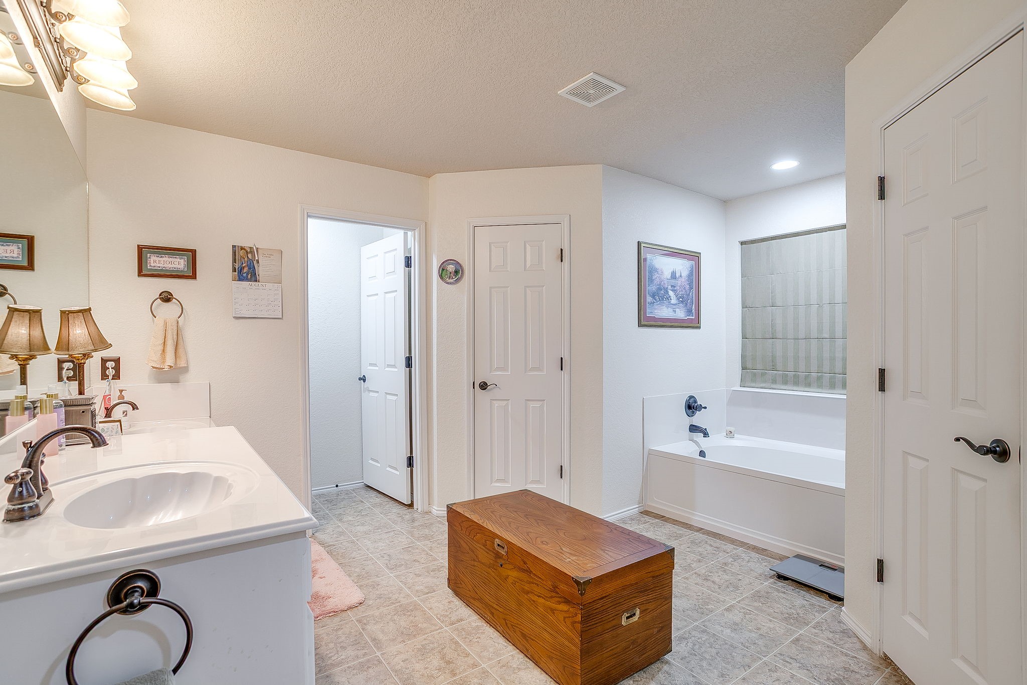 725 Snapper Drive Burleson TX 76028