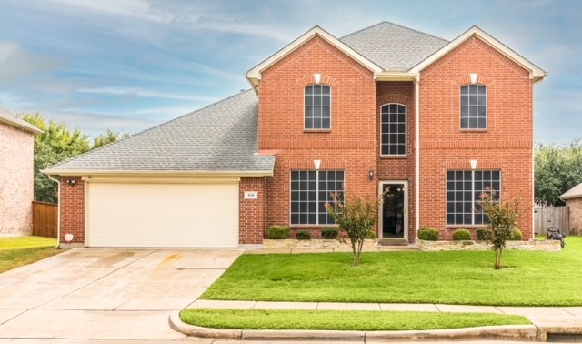 819 Fleetwood Cove Drive Grand Prairie TX 75052
