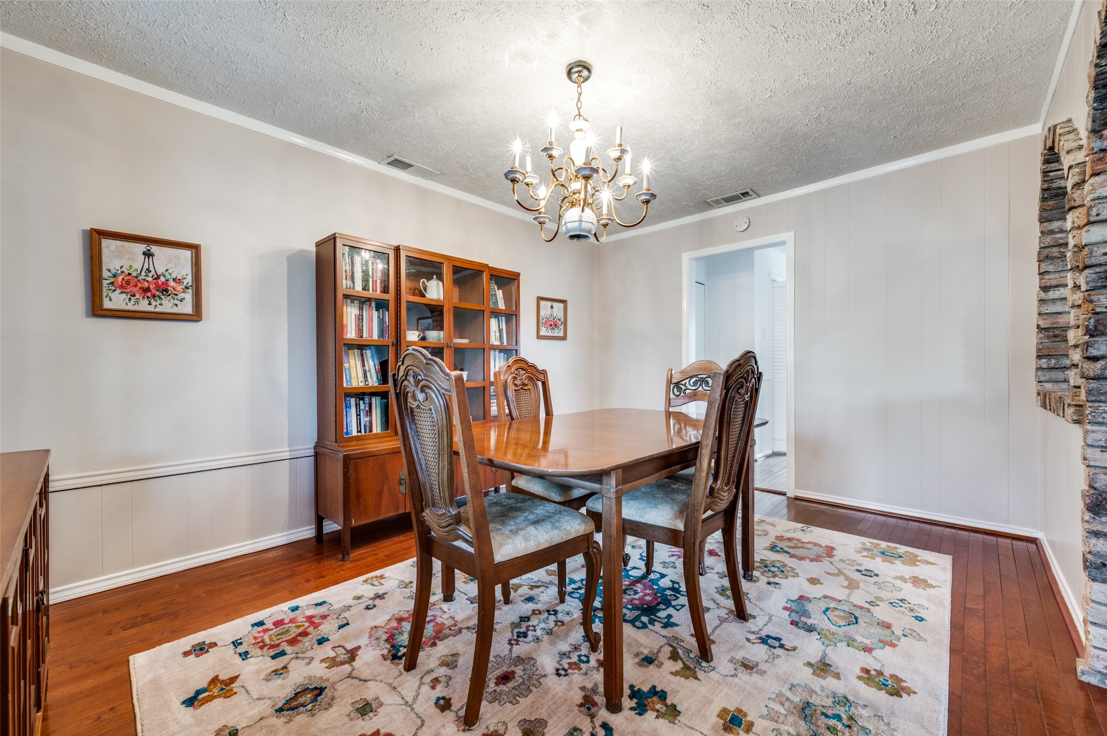 13910 Albemarle Drive Farmers Branch TX 75234