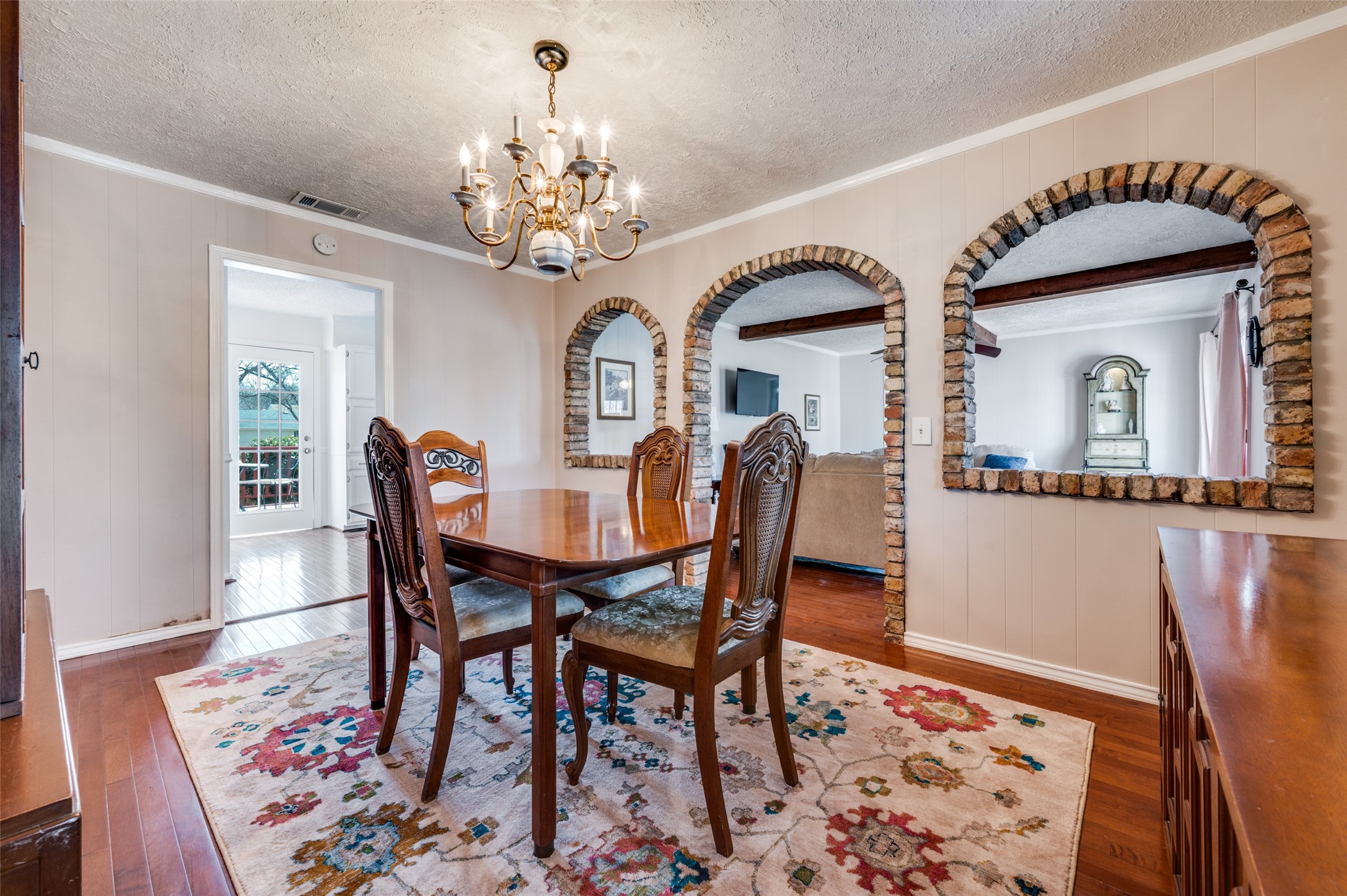 13910 Albemarle Drive Farmers Branch TX 75234