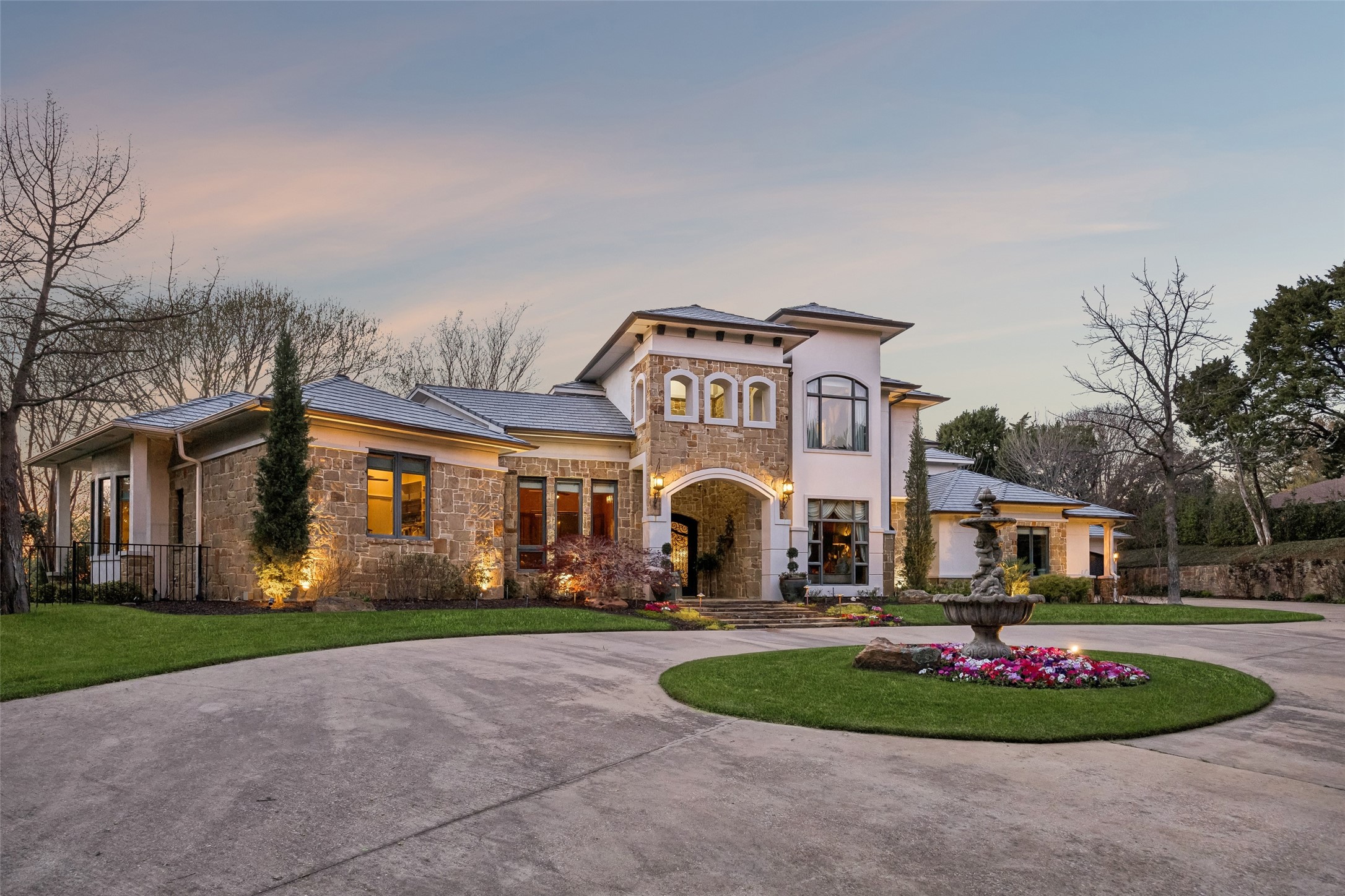 707 Oakhill Lane Cedar Hill TX 75104