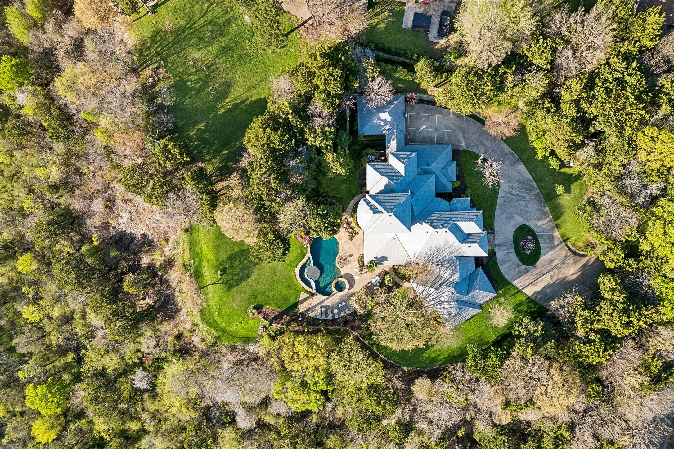 707 Oakhill Lane Cedar Hill TX 75104
