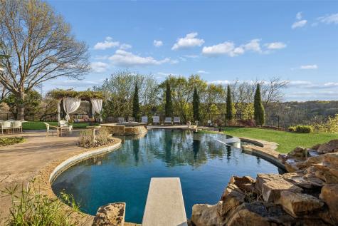 707 Oakhill Lane Cedar Hill TX 75104