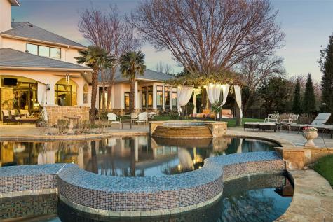 707 Oakhill Lane Cedar Hill TX 75104