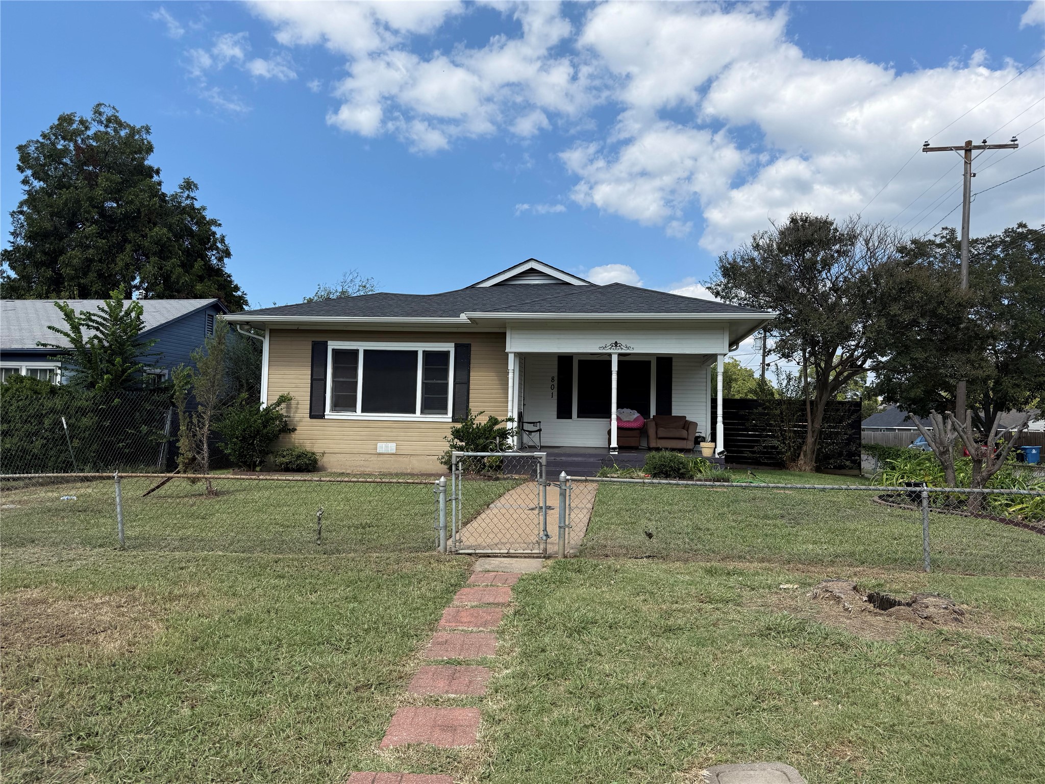 801 W Walker Street Denison TX 75020