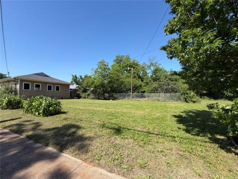 801 W Walker Street Denison TX 75020