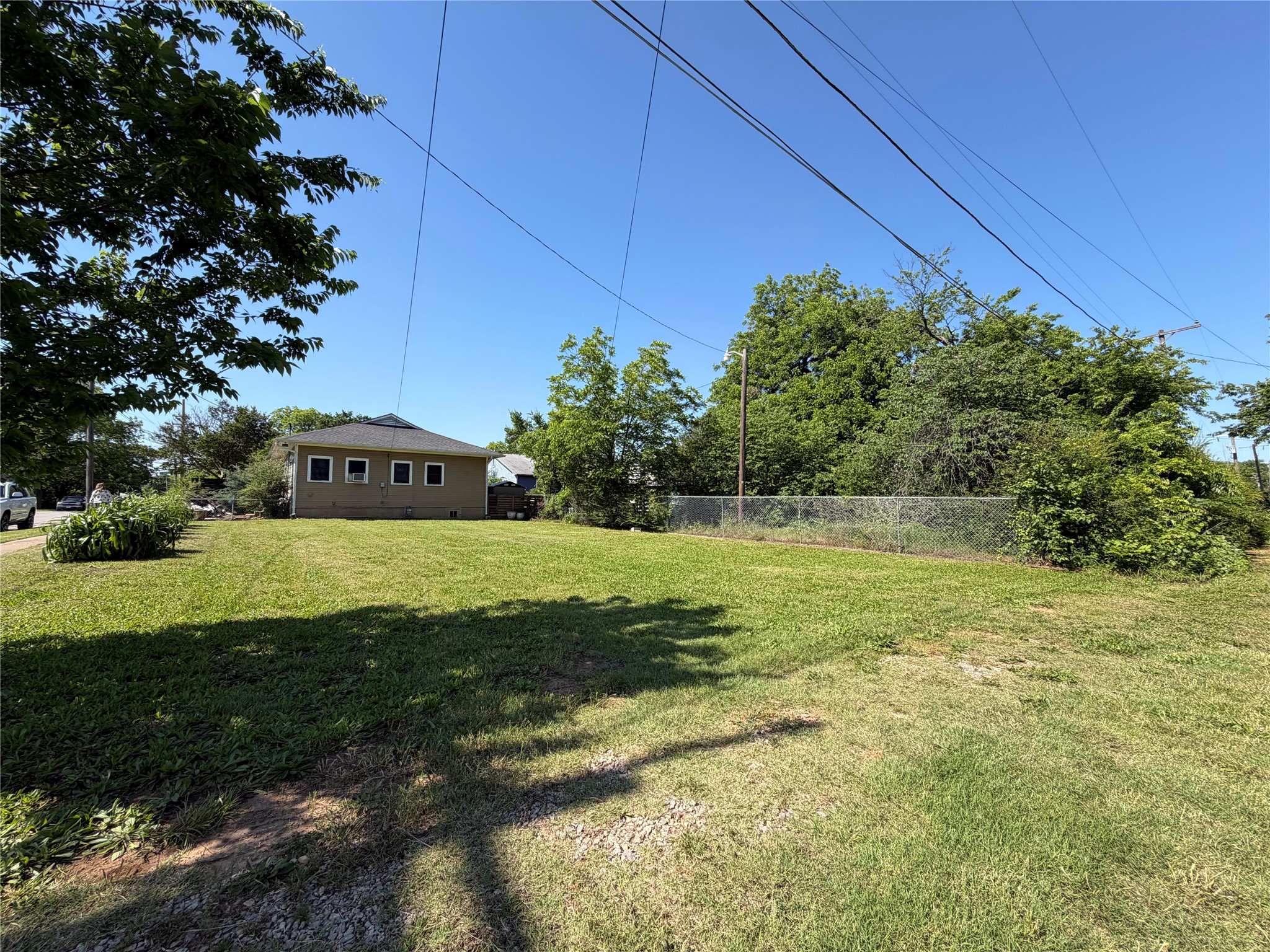 801 W Walker Street Denison TX 75020