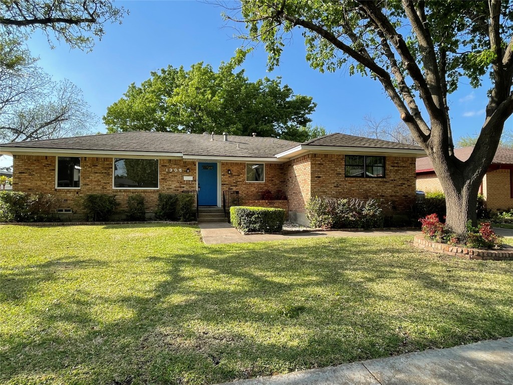 1305 Lexington Drive Garland TX 75041