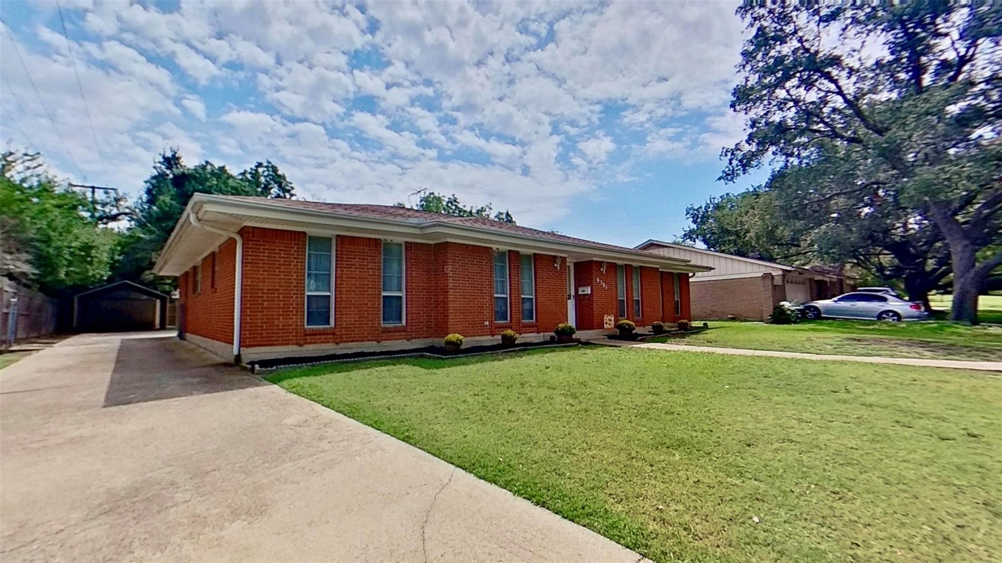 6301 Wrigley Way Fort Worth TX 76133