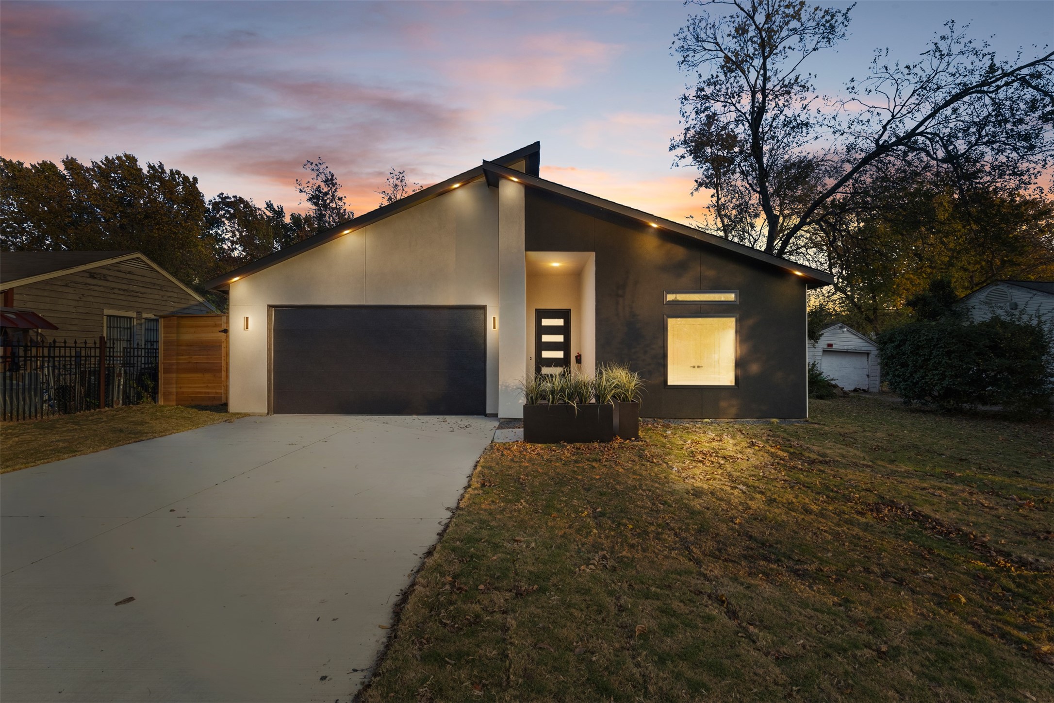 10822 Castolon Drive Dallas TX 75228