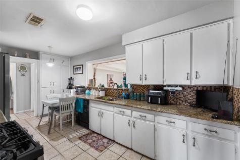 3524 Fossil Drive Fort Worth TX 76111
