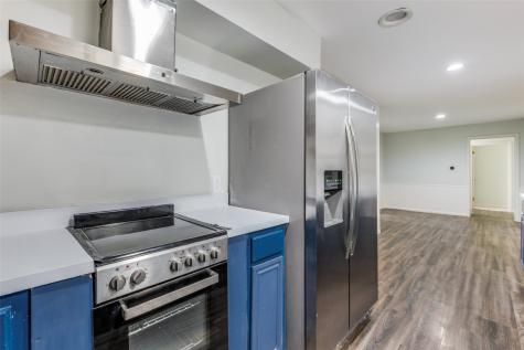 4331 Kolloch Drive Dallas TX 75216