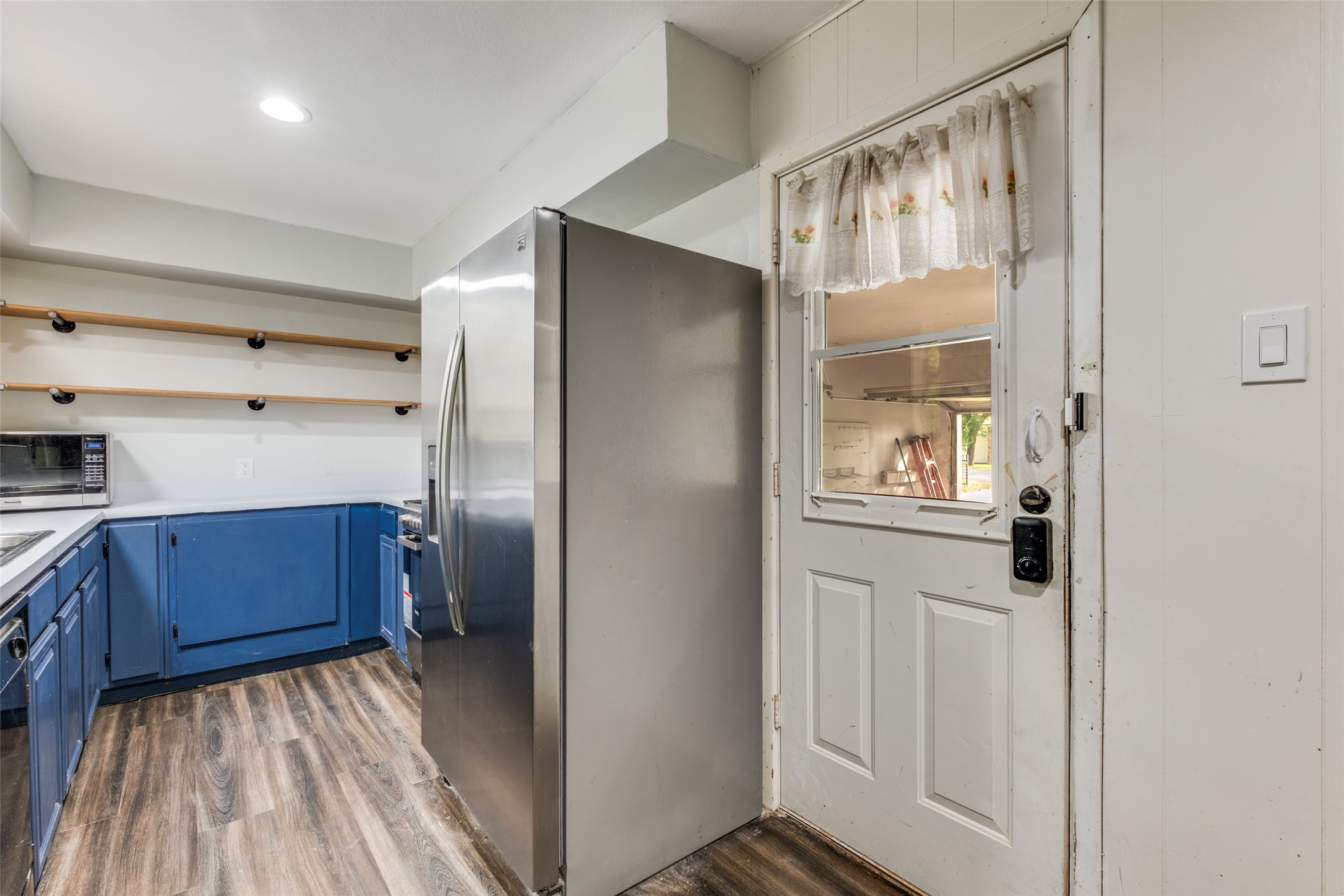 4331 Kolloch Drive Dallas TX 75216