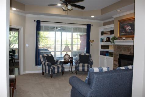 2131 Deer Run Denison TX 75020