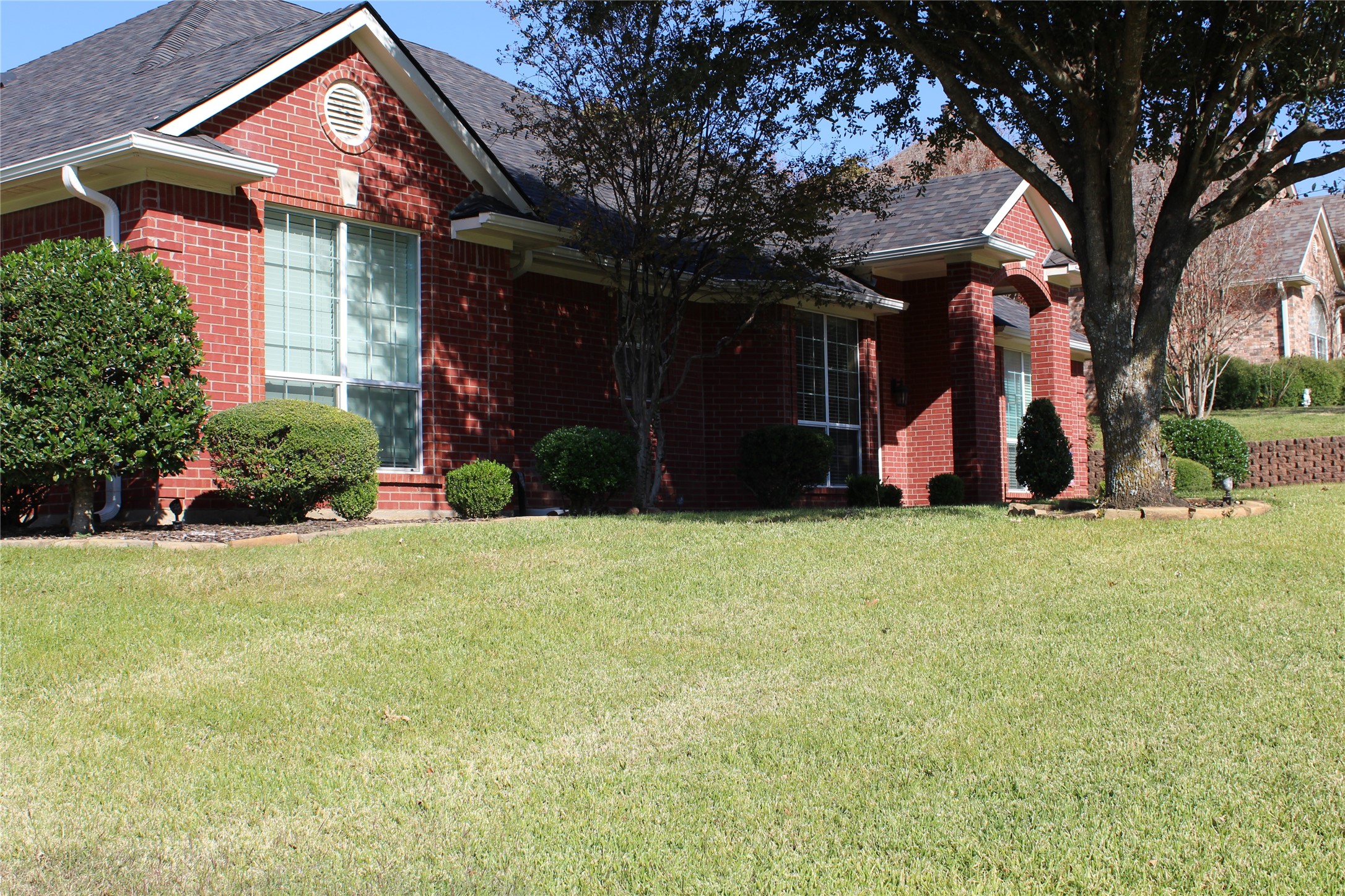 2131 Deer Run Denison TX 75020