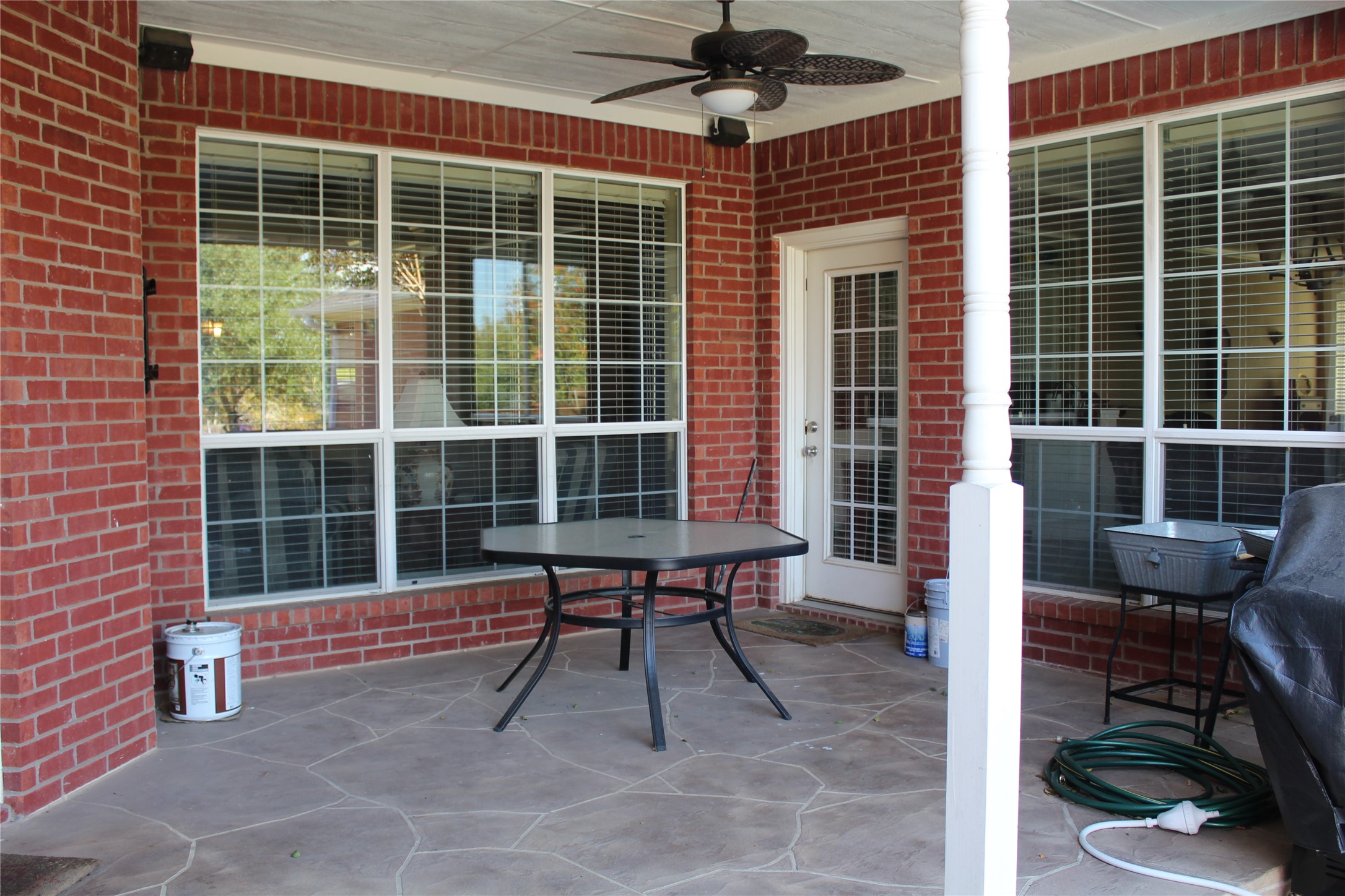 2131 Deer Run Denison TX 75020