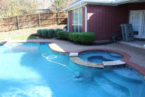 2131 Deer Run Denison TX 75020