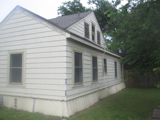 1104 Park Avenue Bonham TX 75418