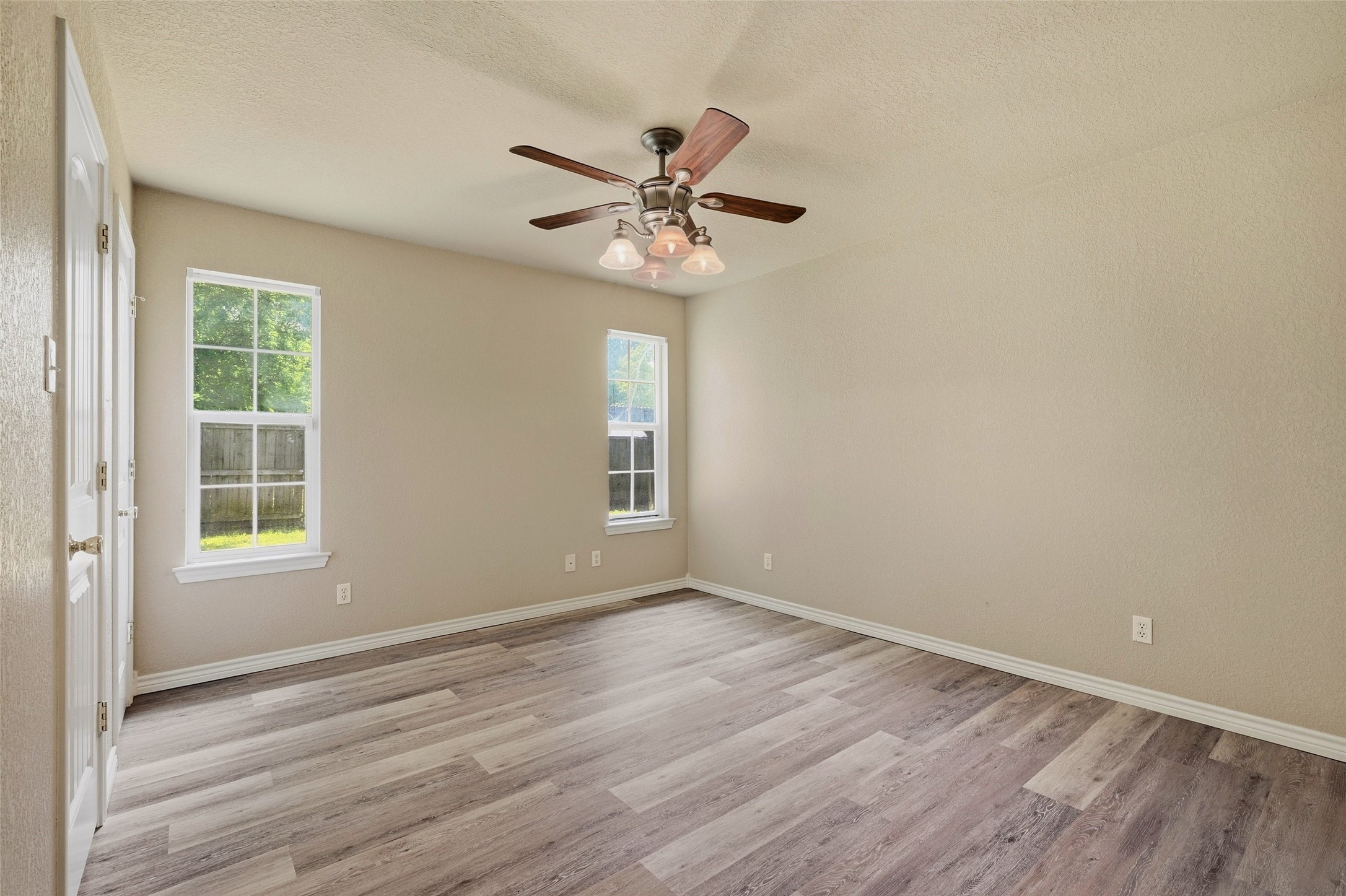 323 Texas Street Pottsboro TX 75076