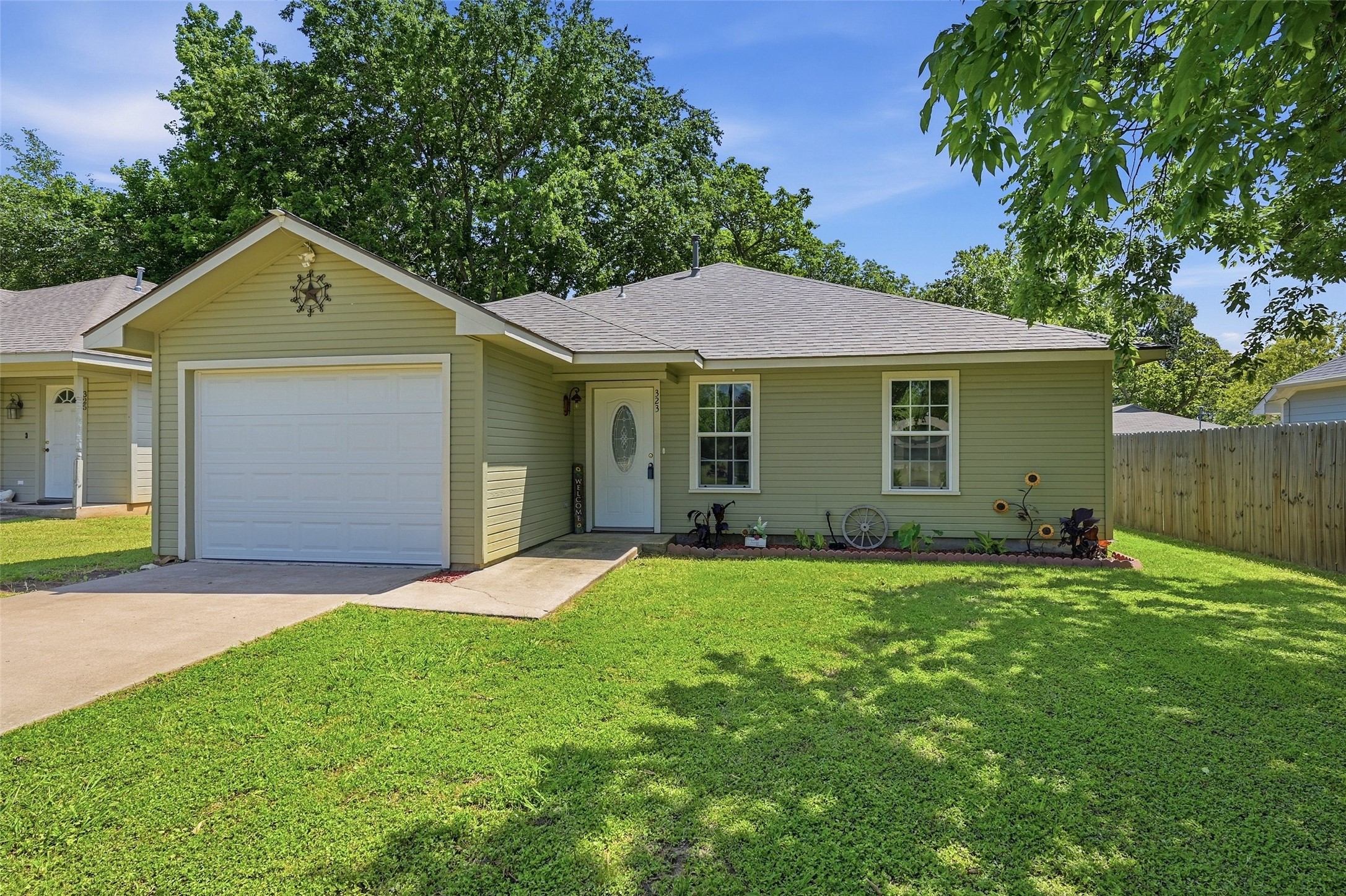 323 Texas Street Pottsboro TX 75076