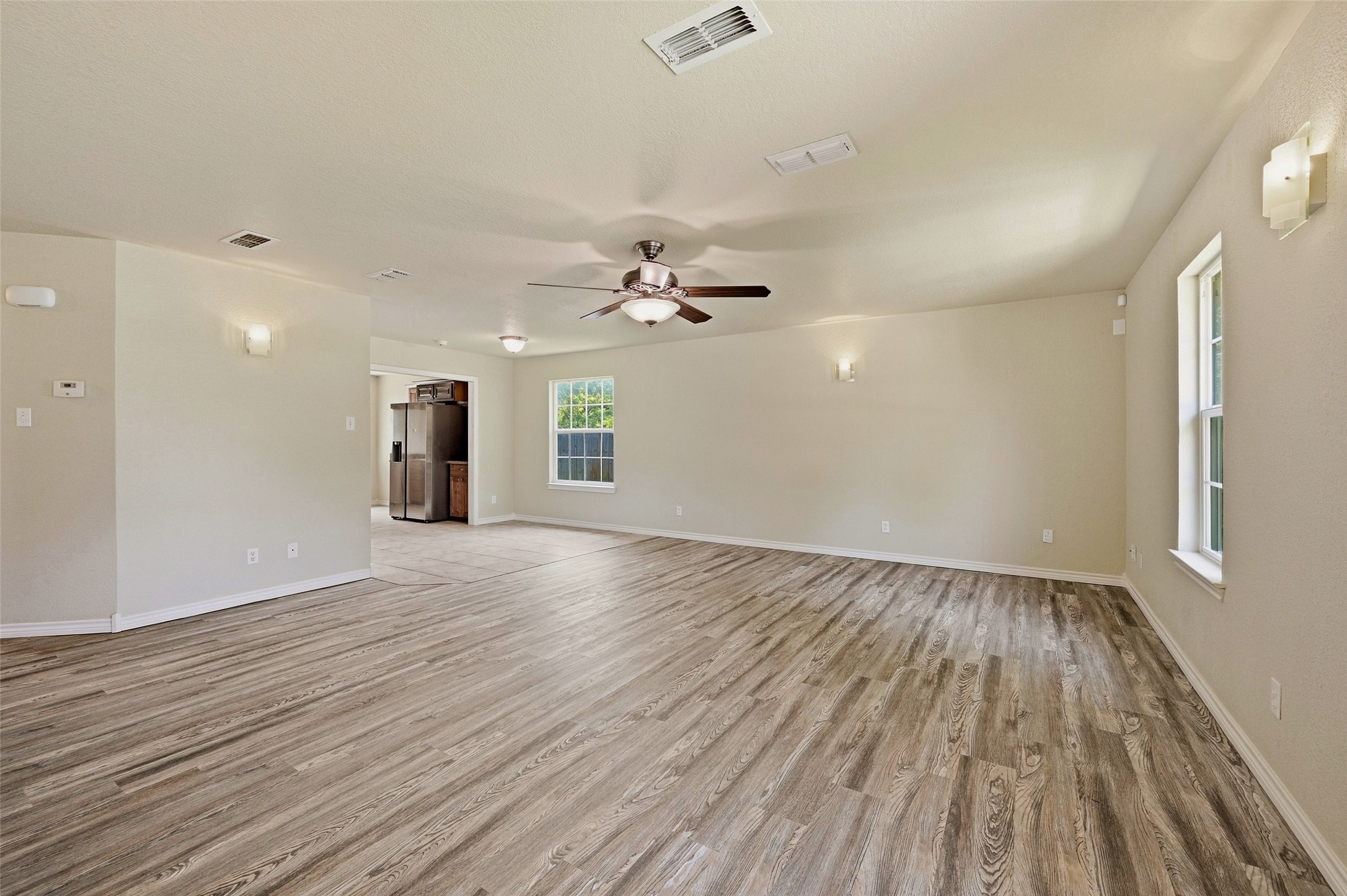 323 Texas Street Pottsboro TX 75076