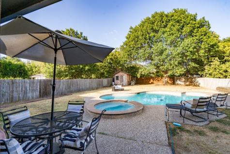 627 S Walnut Creek Drive Mansfield TX 76063