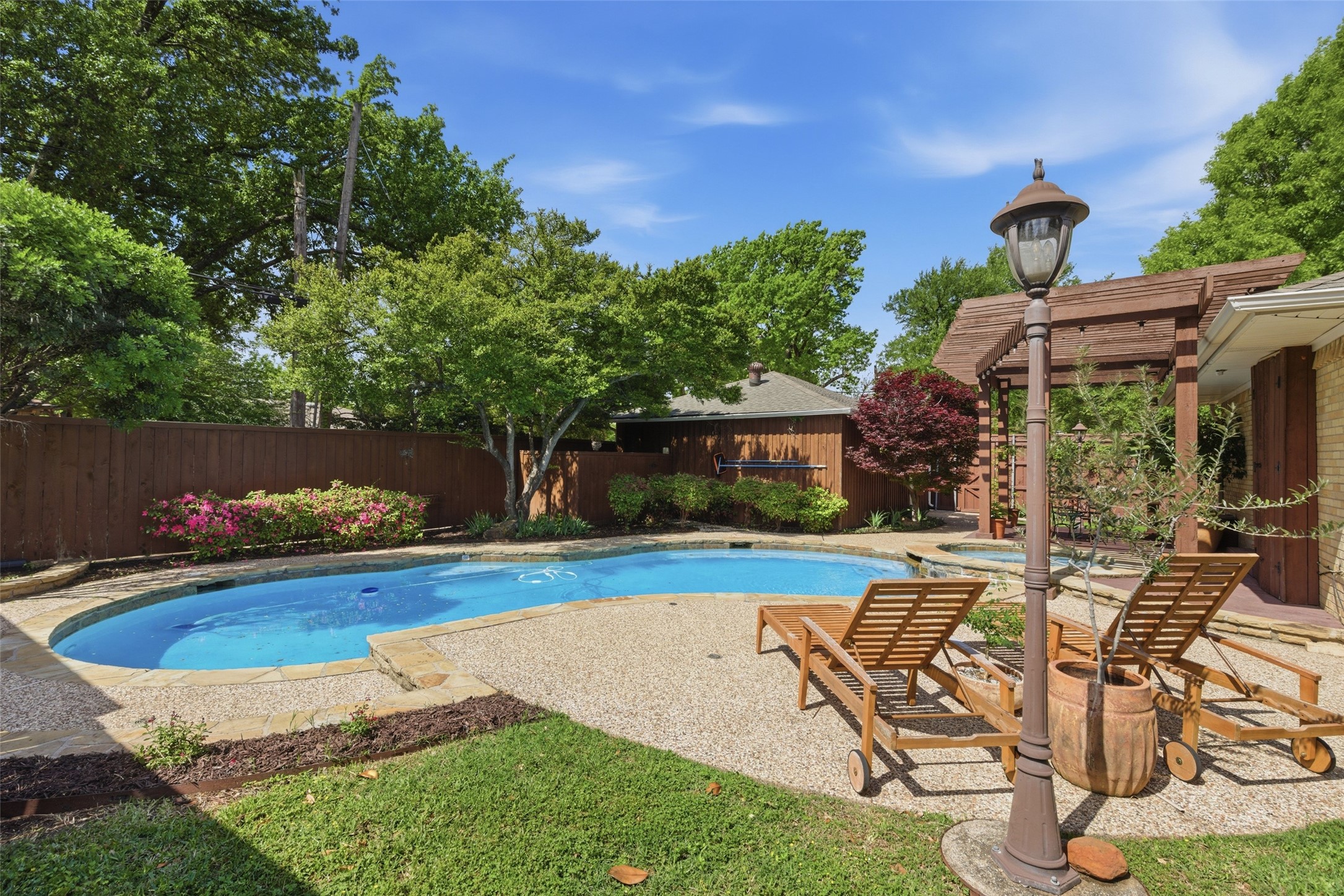 717 Ridgedale Drive Richardson TX 75080