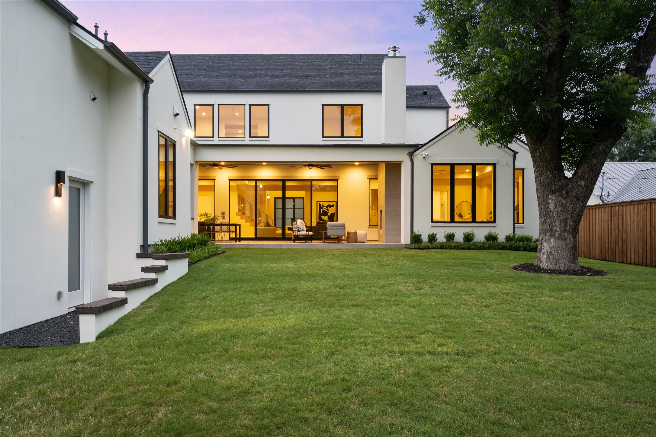 7522 Midbury Drive Dallas TX 75230