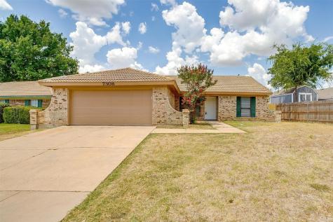 7308 Meadow Creek Drive Fort Worth TX 76133