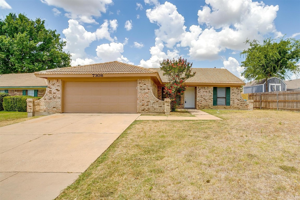 7308 Meadow Creek Drive Fort Worth TX 76133