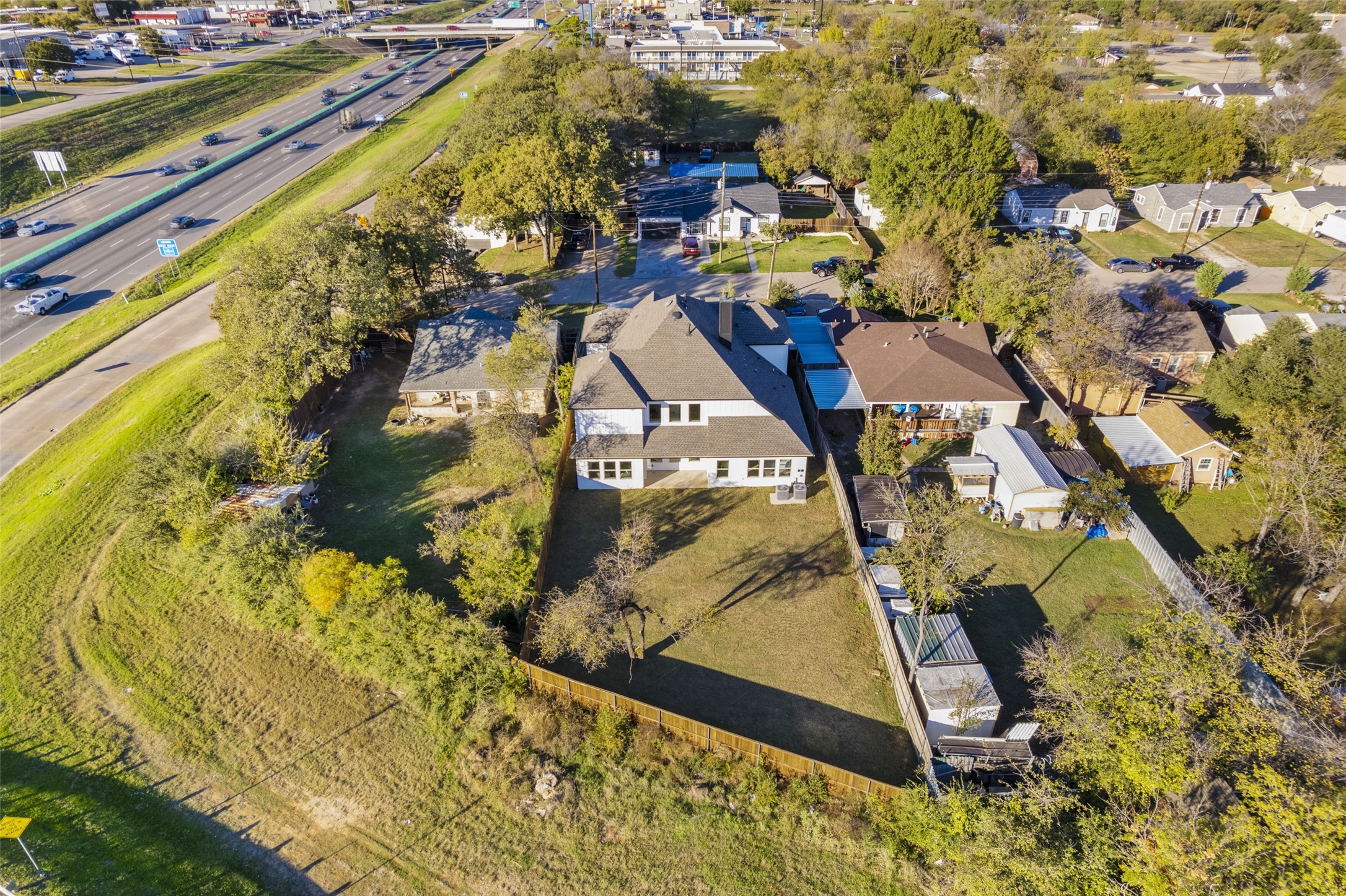 1904 Pembroke Street Irving TX 75060