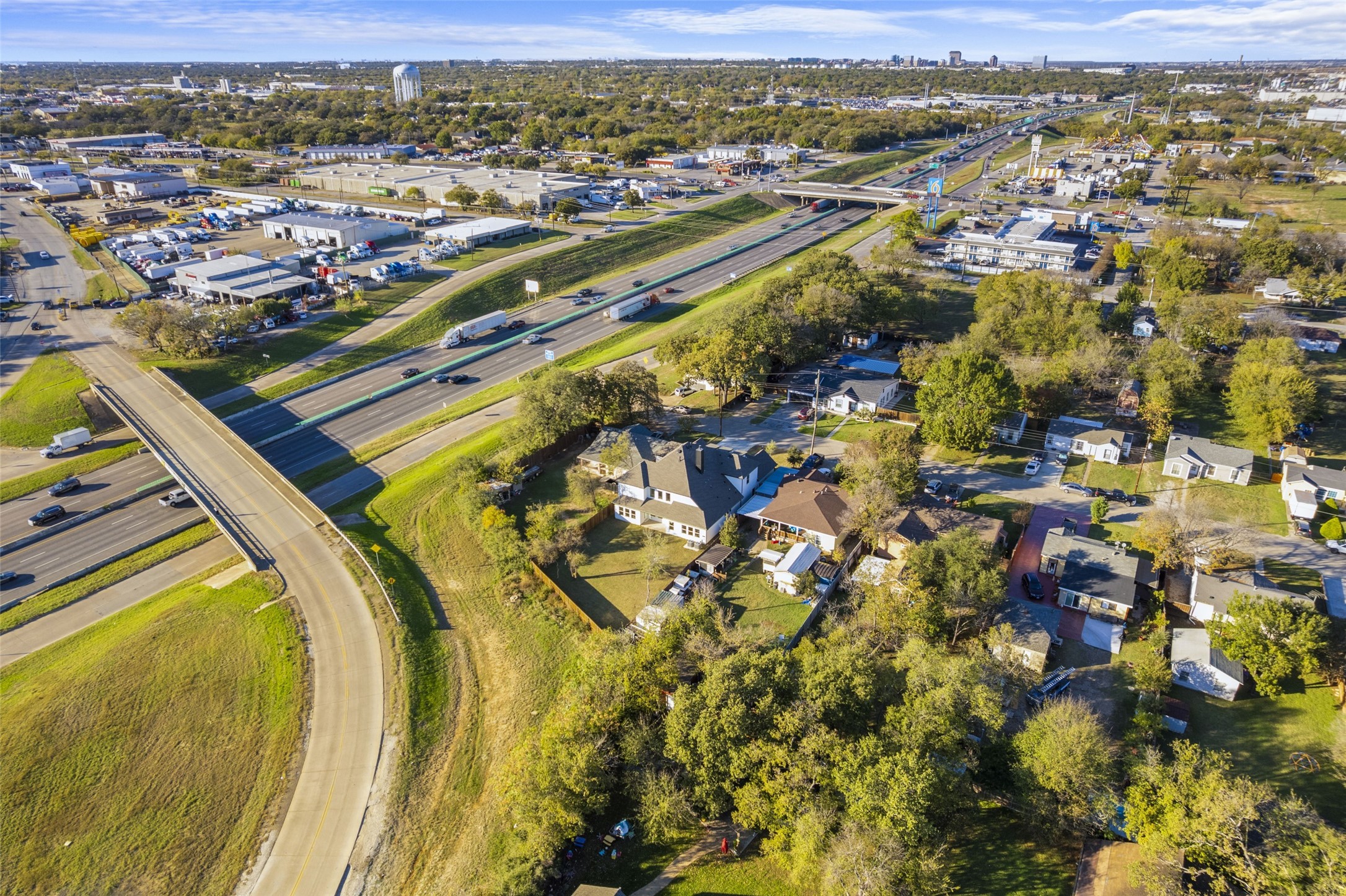 1904 Pembroke Street Irving TX 75060