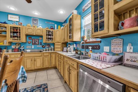 173 County Road 3465 Clifton TX 76634