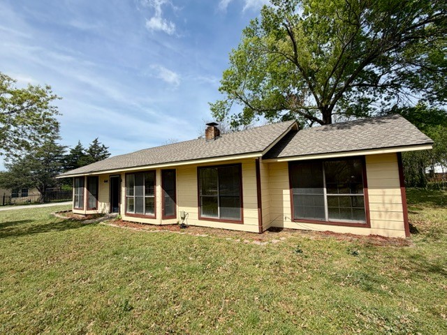 210 W Houston Street Leonard TX 75452