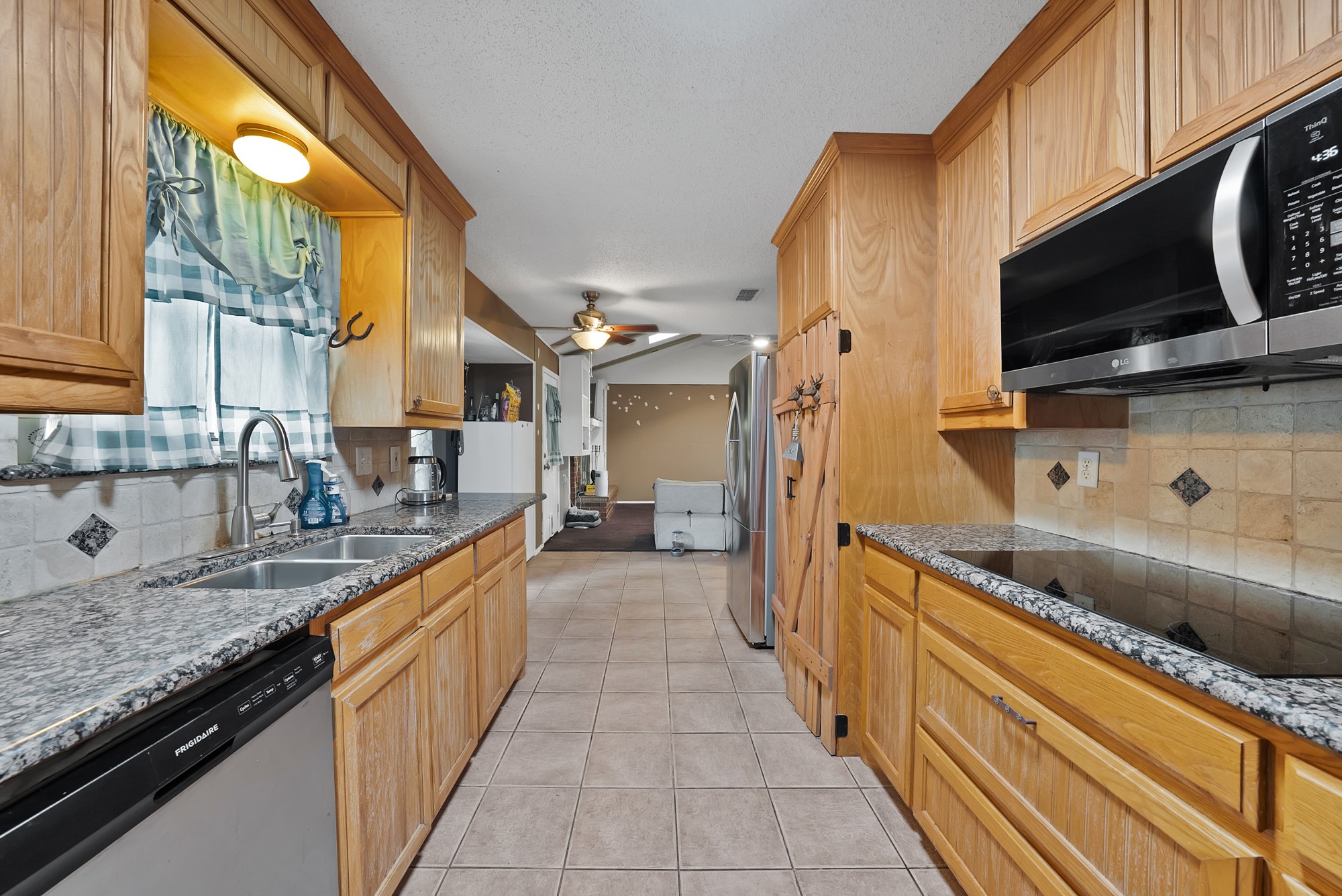 6305 Arthur Drive Edgecliff Village TX 76134