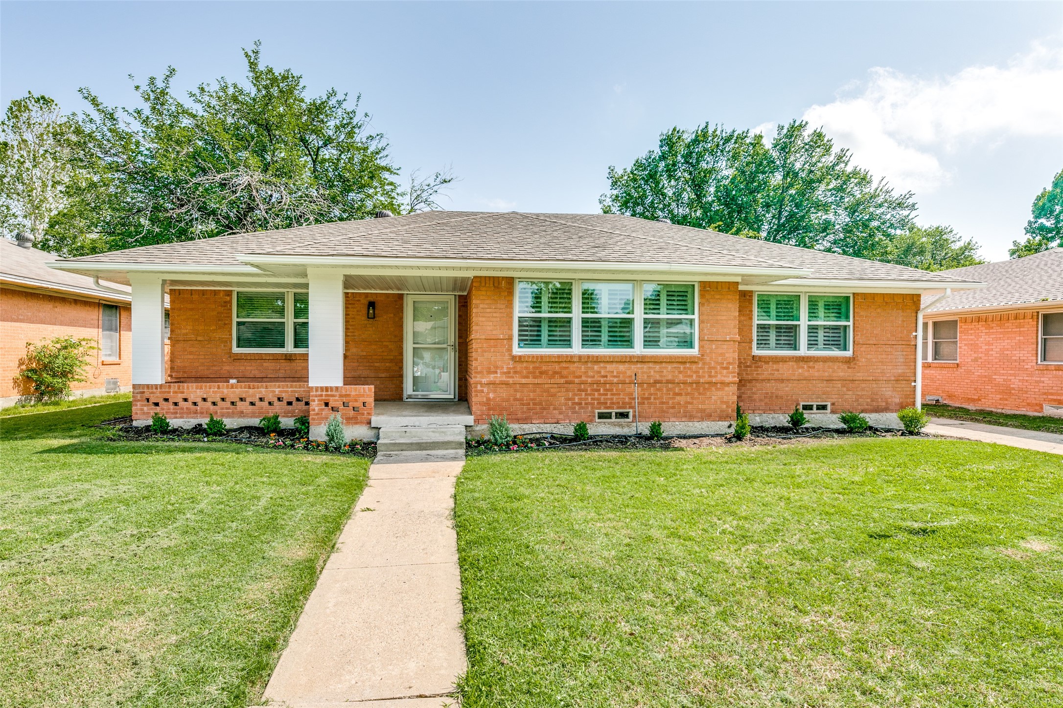 2814 Maverick Avenue Dallas TX 75228