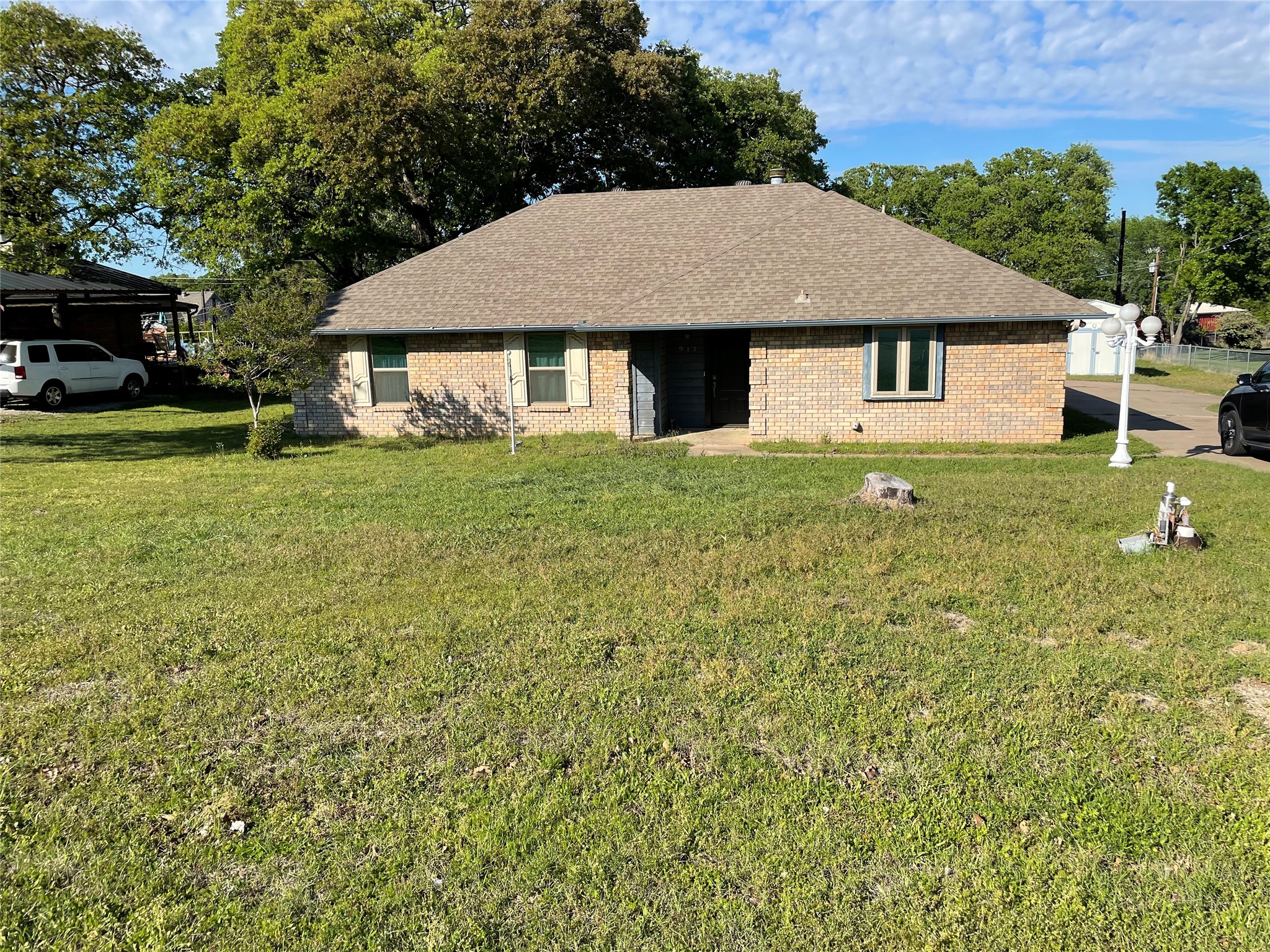 917 Wayne Trail Azle TX 76020