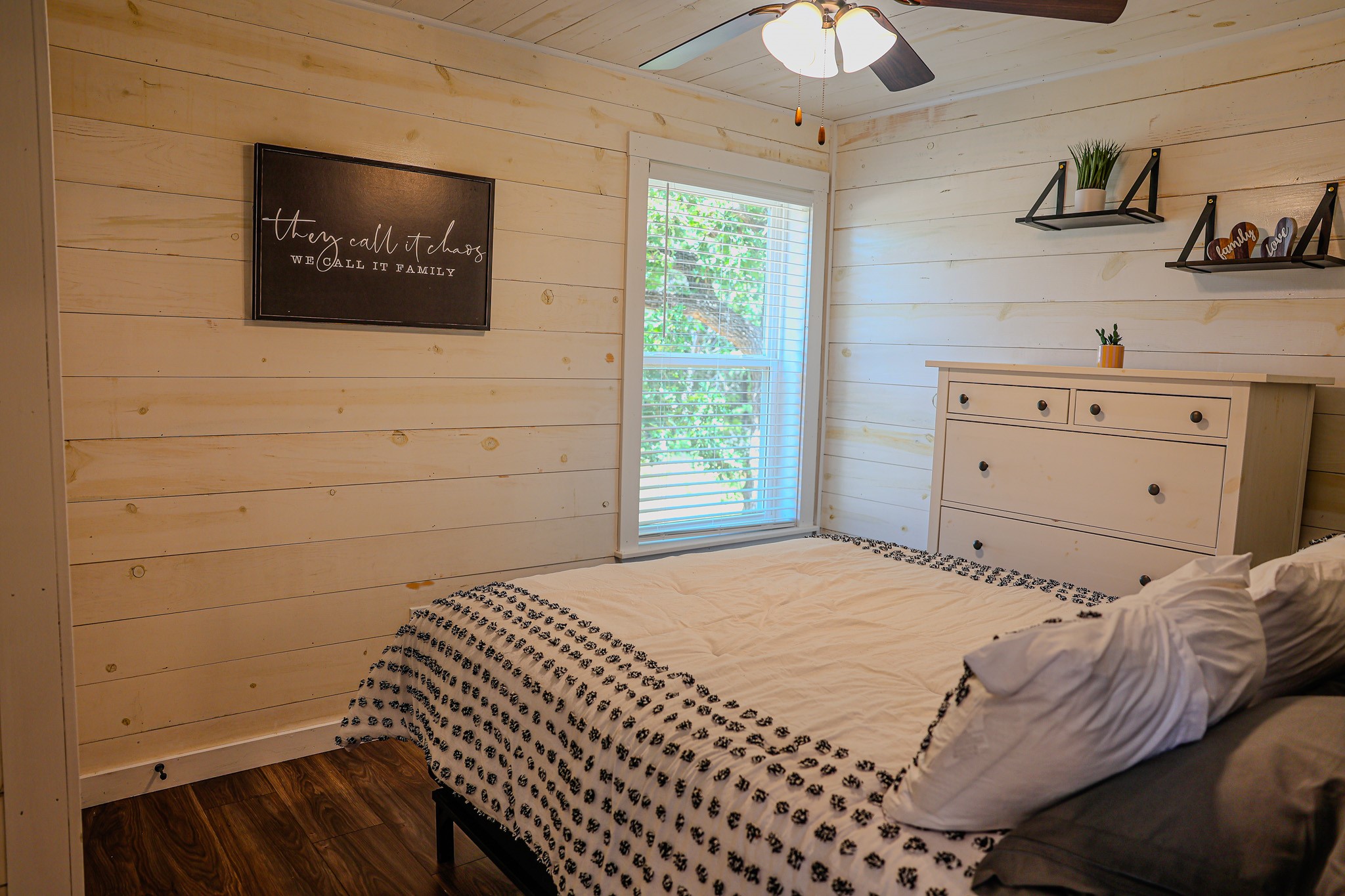 180 Wooded Crest Palo Pinto TX 76484