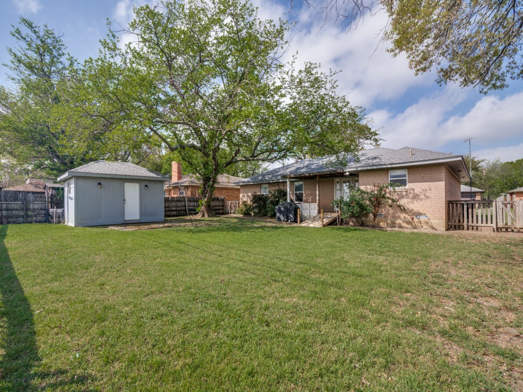 1818 N Place Plano TX 75074