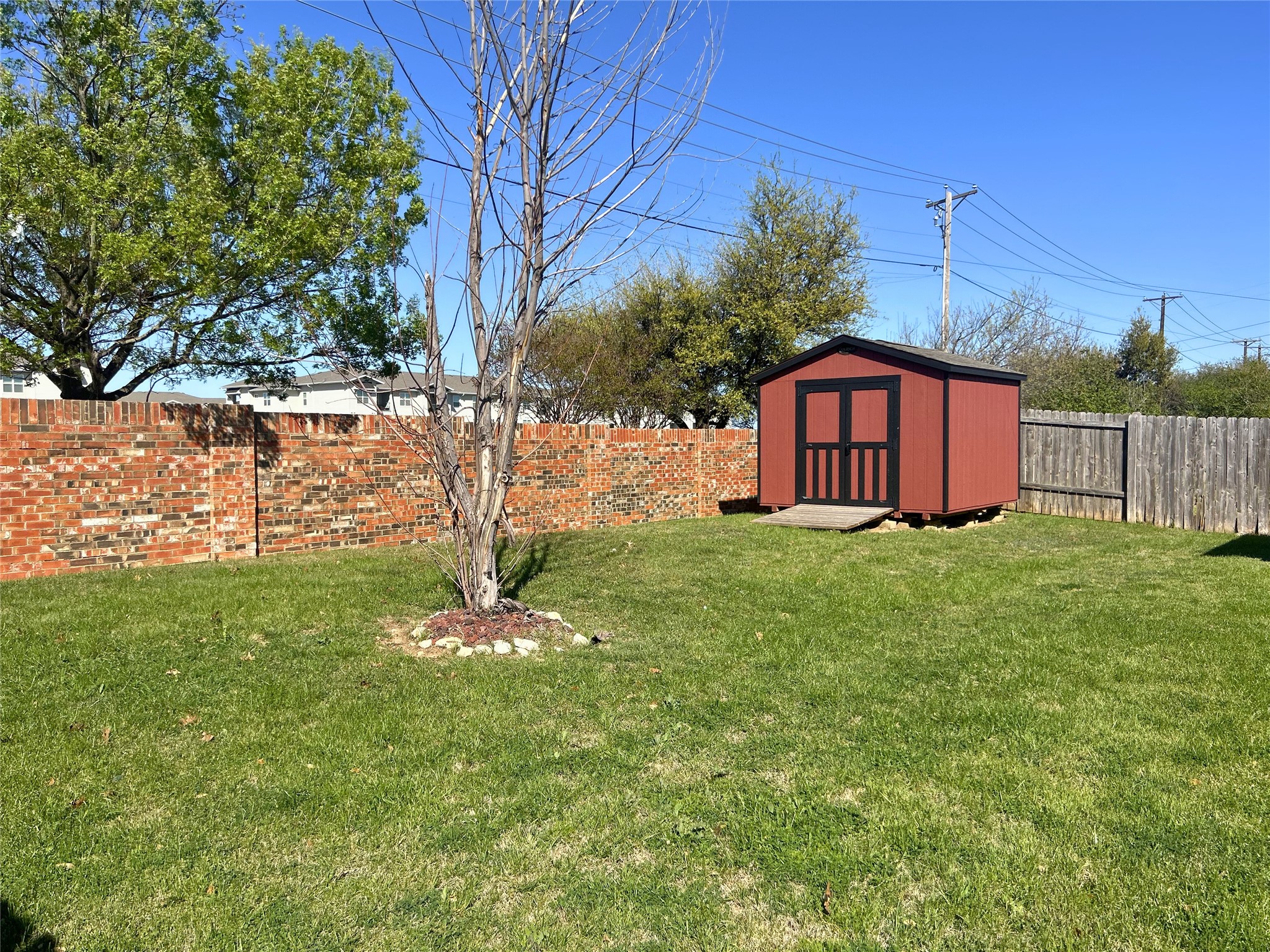 437 Buoy Crowley TX 76036