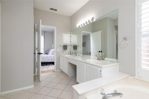 2206 Arbor Chase Circle Arlington TX 76011