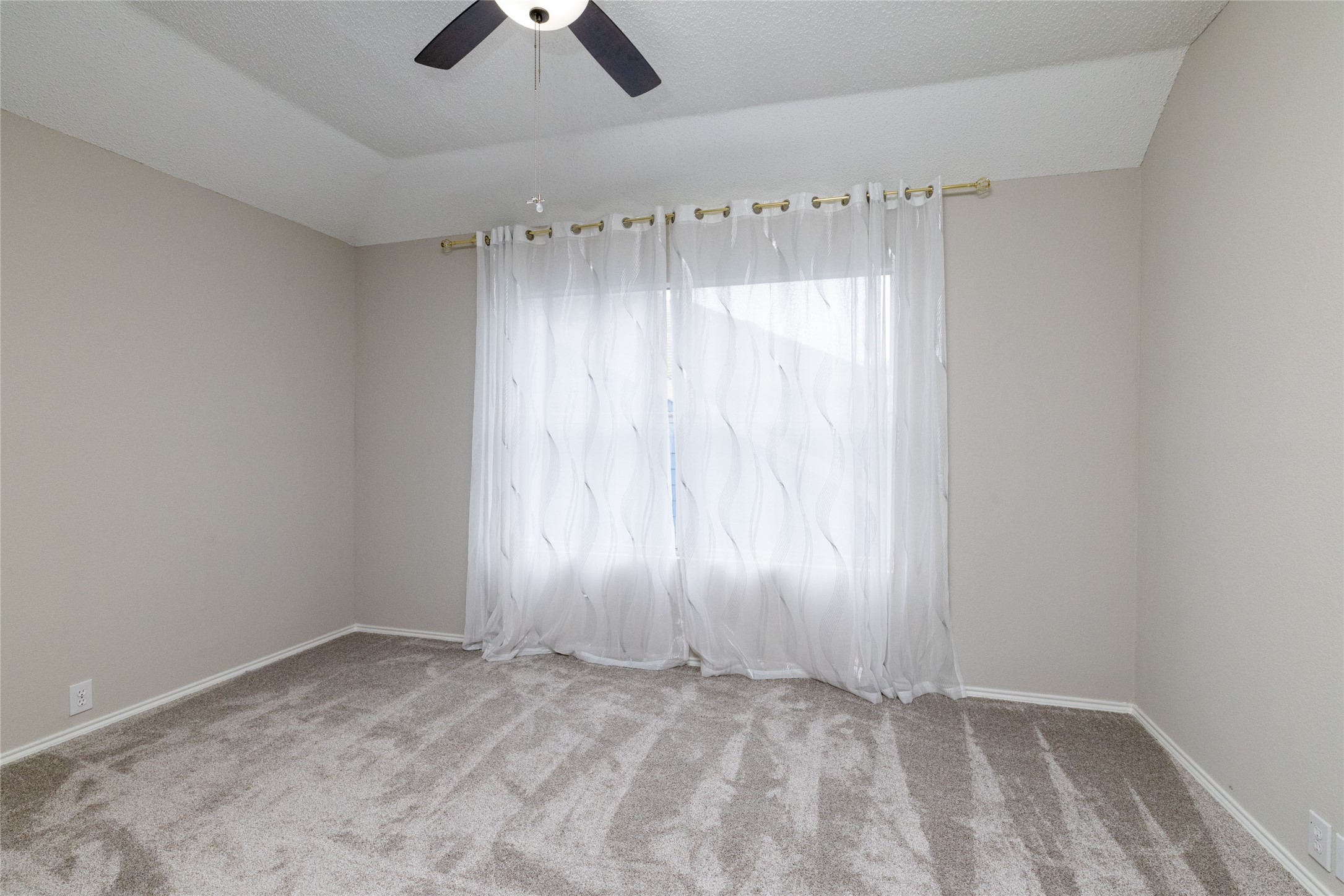 2206 Arbor Chase Circle Arlington TX 76011