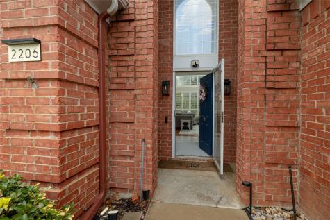 2206 Arbor Chase Circle Arlington TX 76011