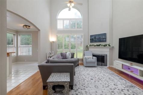 2206 Arbor Chase Circle Arlington TX 76011