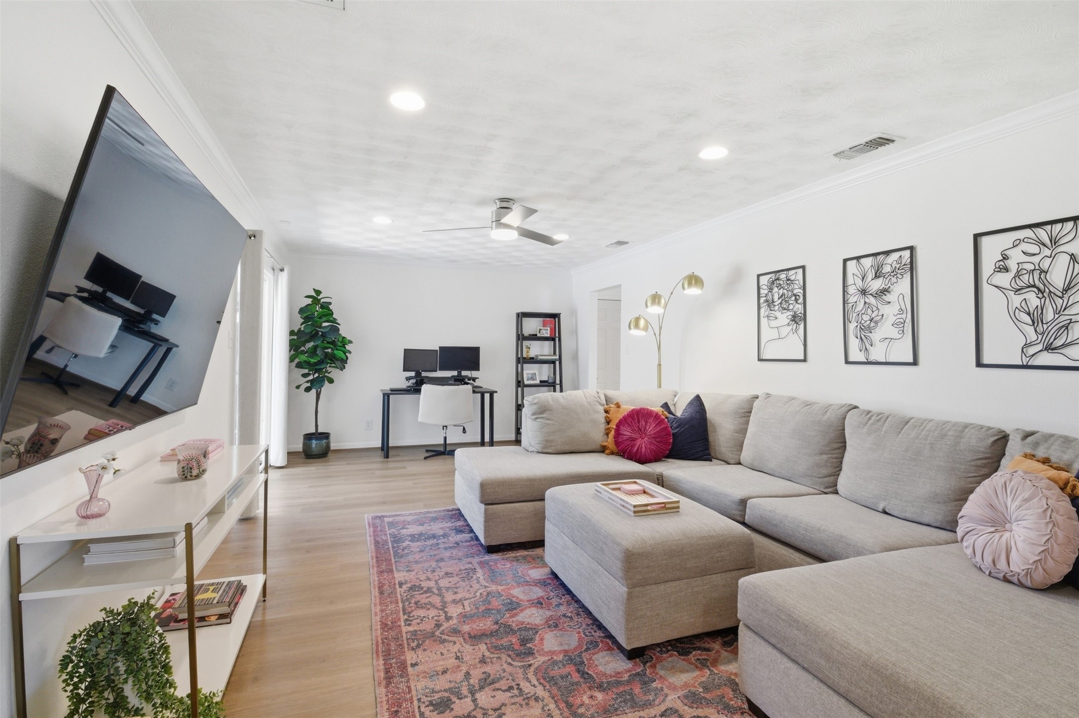 2250 Peavy Circle Dallas TX 75228