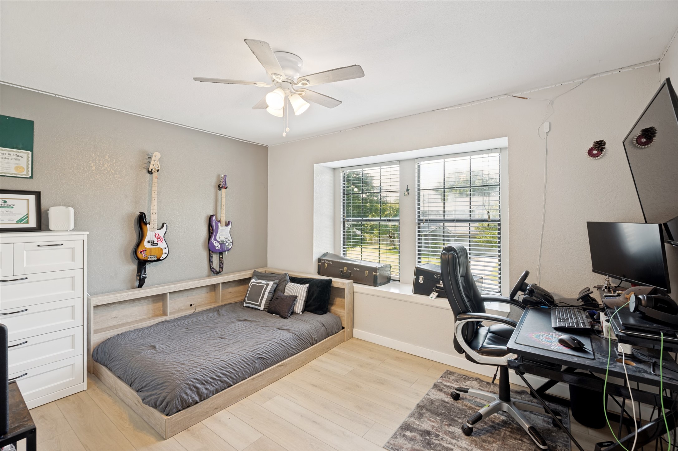 3507 Glenview Drive Corinth TX 76210
