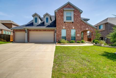 1024 Robles Way Burleson TX 76028
