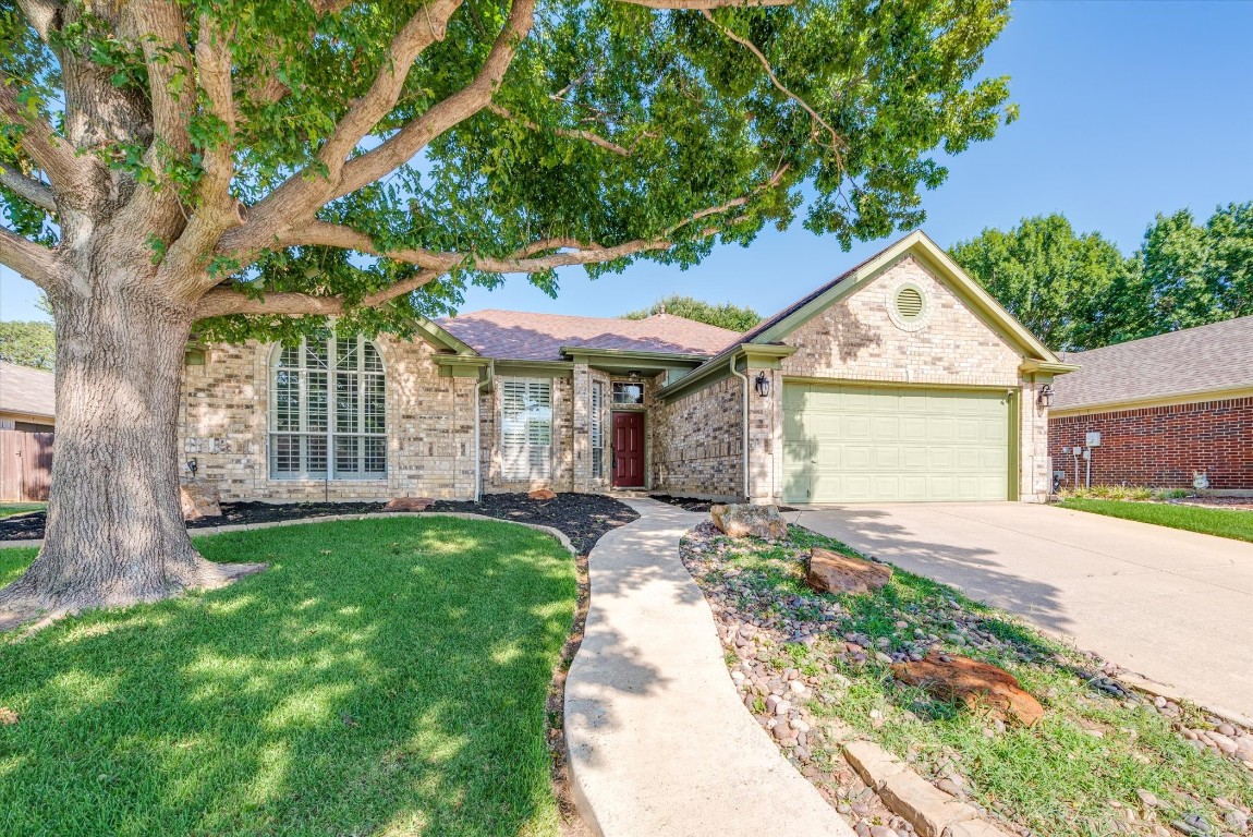 7324 Crabtree Lane North Richland Hills TX 76182