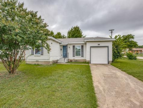 1113 Sylvan Drive Garland TX 75040