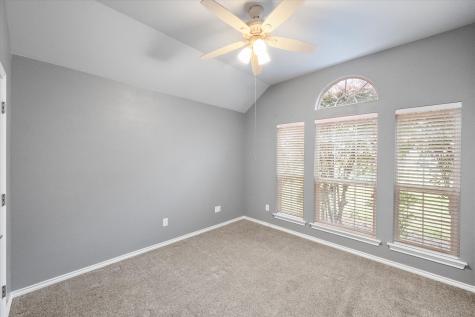 303/305 Cecile Court Arlington TX 76013